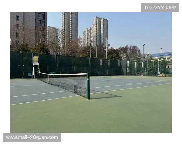 首都体育馆网球培训课程全面启动 提升技巧享受运动乐趣